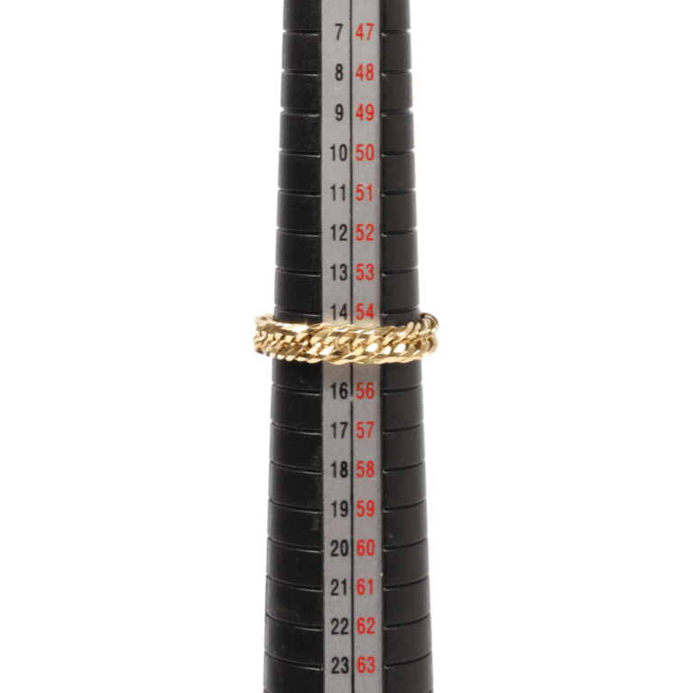 793
